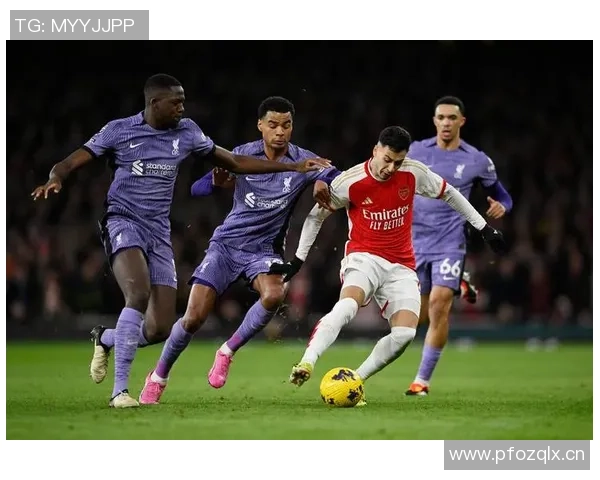 英超巅峰对决燃情四射球迷热血沸腾尽享足球盛宴